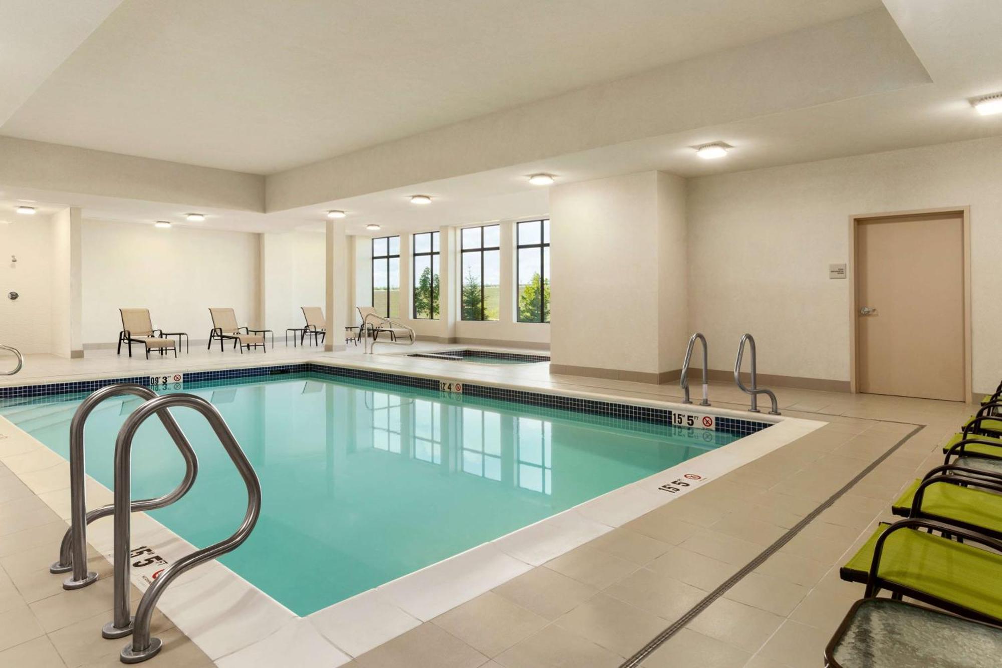 Hampton Inn By Hilton Edmonton/Sherwood Park Extérieur photo